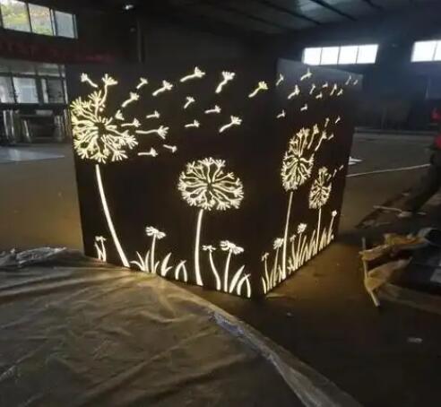 长洲耐候钢灯箱